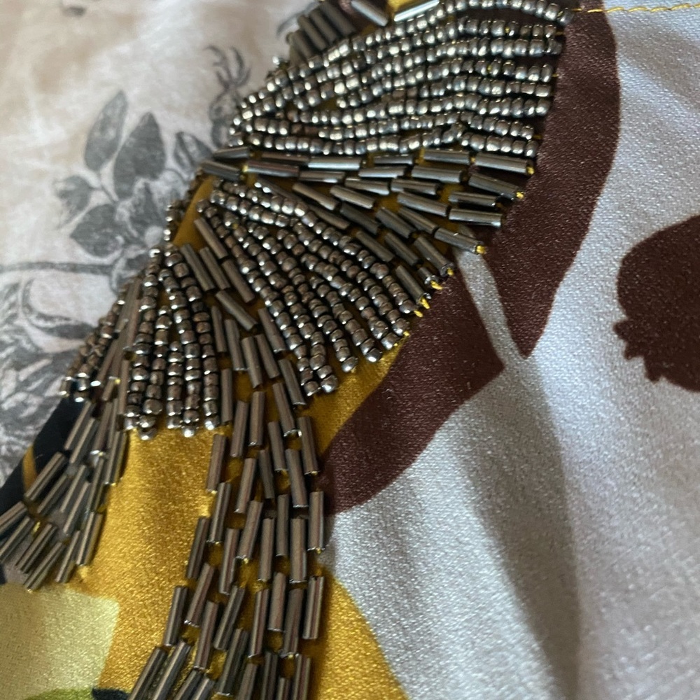 Woman’s Dress - Picture 2 of 7